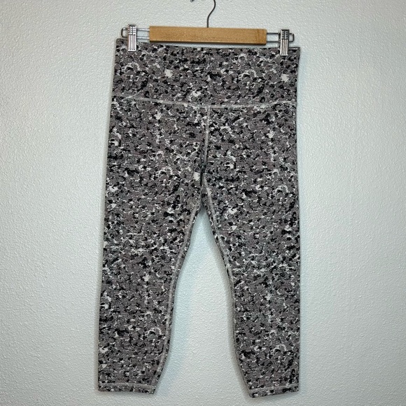 ATHLETA | ELATION TIGHT TEXTURED, DECADENT CHOCOLATE MP - Picture 2 of 3